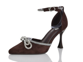 F911, 6 (35-40), <strong>750</strong>, літо