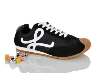 B2990-9 black-white, 8 (36-41), <strong>1970</strong>, демісезон